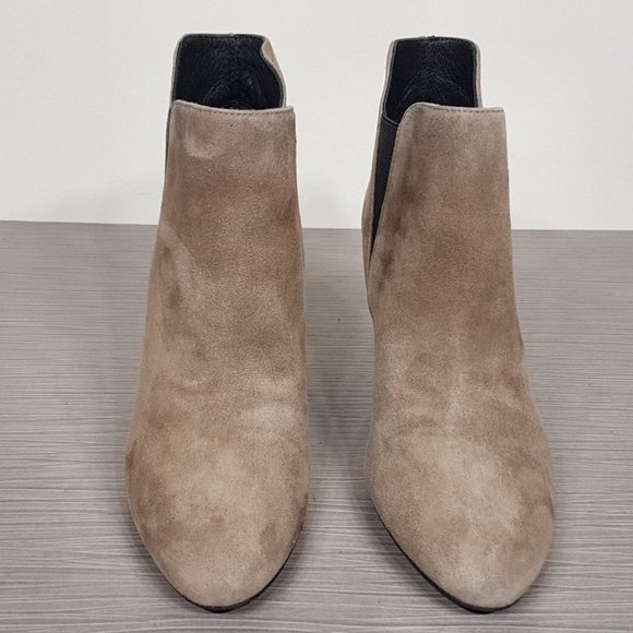 Via Spiga 'Kenzie' Wedge Bootie Sand Suede Womens Size 5.5 / 35.5 - Picture 3 of 8